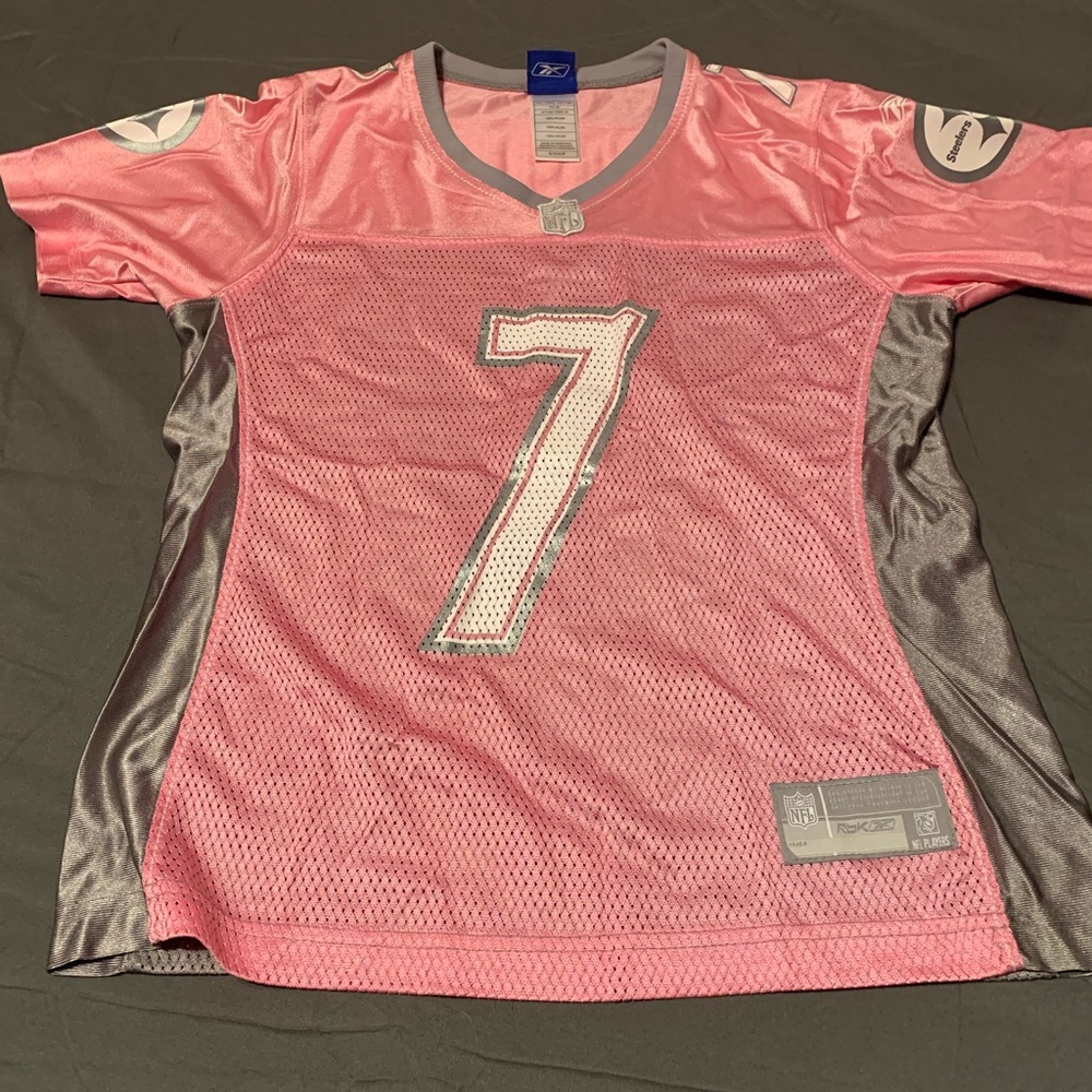 Pittsburgh Steelers Women’s pink and grey jersey